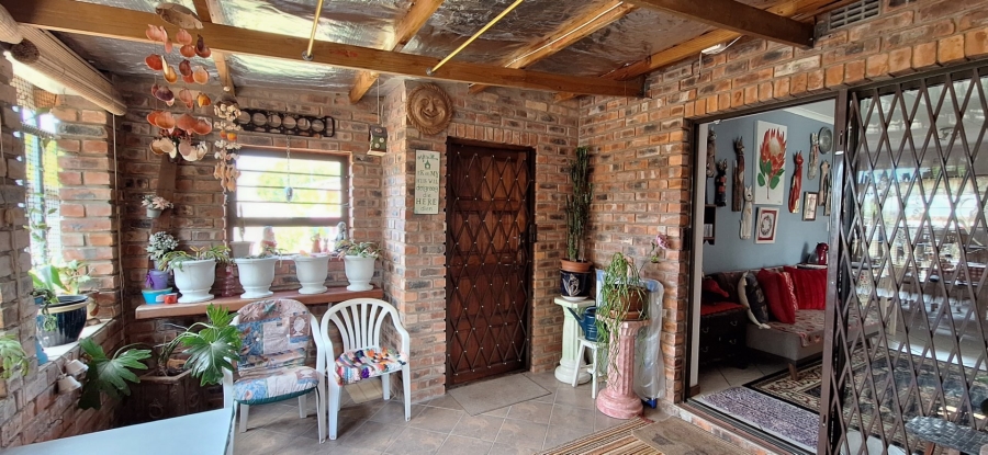 3 Bedroom Property for Sale in Albertinia Western Cape